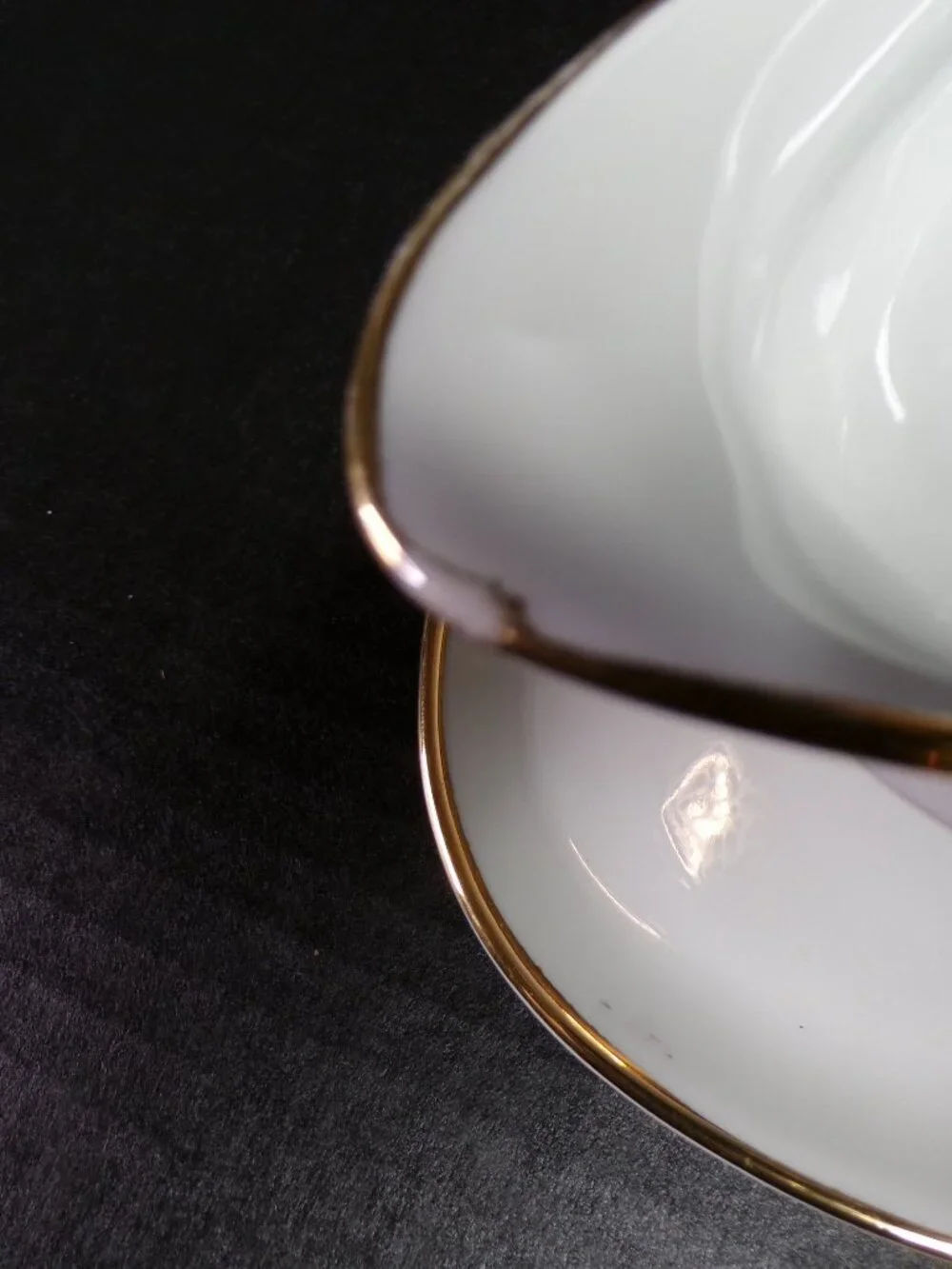 Vintage Gravy Boat with Attached Underplate Bavaria Superior Karat Gold Trim